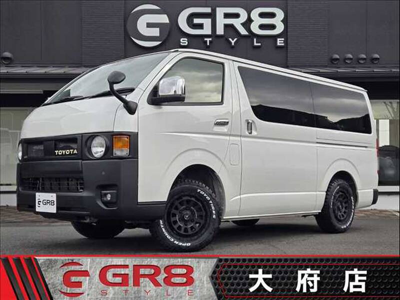 -HIACE VAN