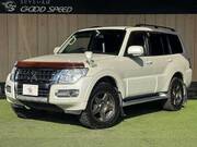 2015 MITSUBISHI PAJERO