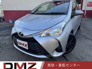 2017 TOYOTA VITZ F
