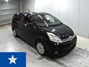 2014 TOYOTA ISIS G