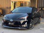 2017 TOYOTA PRIUS S