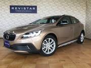 2016 VOLVO V40