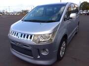 2007 MITSUBISHI DELICA D5