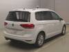 VOLKSWAGEN GOLF TOURAN