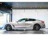 BMW 8 SERIES