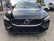 2021 VOLVO V60