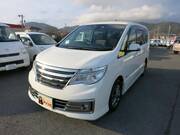 2014 NISSAN SERENA