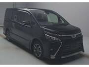2017 TOYOTA VOXY