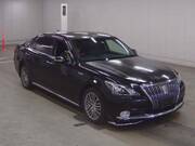 2015 TOYOTA CROWN MAJESTA