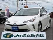 2019 TOYOTA PRIUS