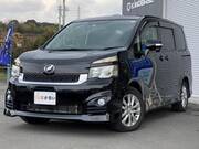 2012 TOYOTA VOXY