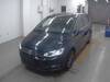 VOLKSWAGEN GOLF TOURAN