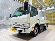 2024 HINO DUTRO