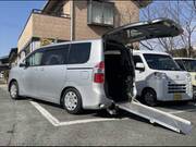 2010 TOYOTA NOAH