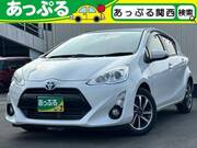 2016 TOYOTA AQUA