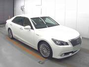 2013 TOYOTA CROWN MAJESTA