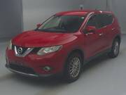2015 NISSAN X-TRAIL