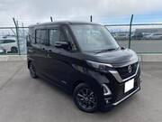 2022 NISSAN ROOX
