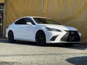 2022 LEXUS ES