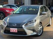 2016 LEXUS HS