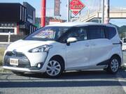 2017 TOYOTA SIENTA