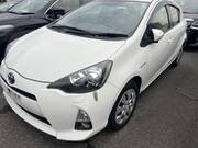 2014 TOYOTA AQUA