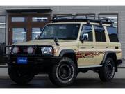 2015 TOYOTA LAND CRUISER