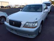 2000 TOYOTA CROWN MAJESTA A TYPE