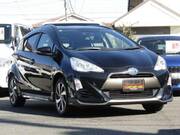 2015 TOYOTA AQUA
