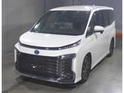 2022 TOYOTA VOXY