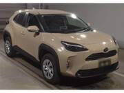 2024 TOYOTA YARIS CROSS