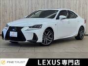 2017 LEXUS IS
