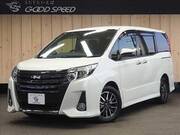 2017 TOYOTA NOAH