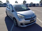 2011 TOYOTA RACTIS G