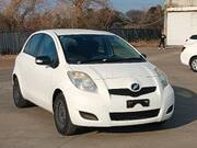 2009 TOYOTA VITZ B