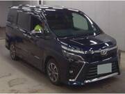 2018 TOYOTA VOXY