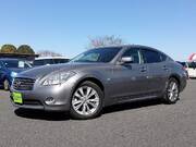 2013 NISSAN FUGA
