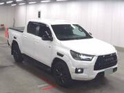 2022 TOYOTA HILUX