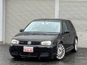 2004 VOLKSWAGEN GOLF R32