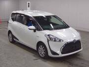 2020 TOYOTA SIENTA