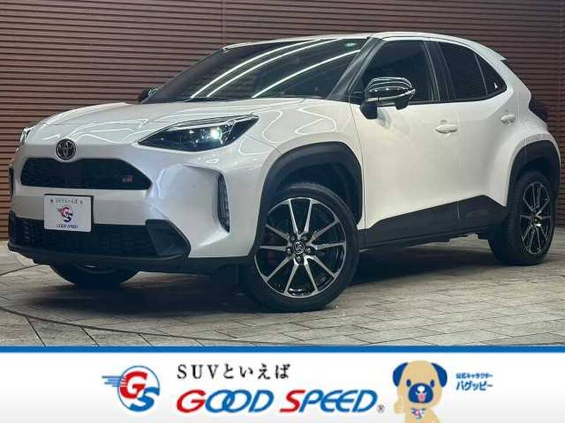 -YARIS CROSS