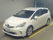 2011 TOYOTA PRIUS ALPHA