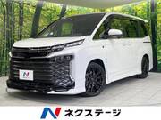 2022 TOYOTA VOXY