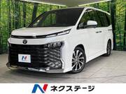 2022 TOYOTA VOXY