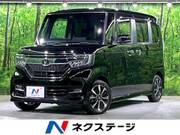 2017 HONDA N-BOX CUSTOM