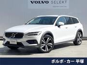 2019 VOLVO V60