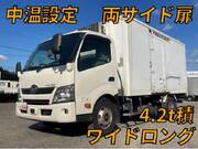 2017 HINO DUTRO