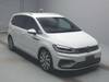 VOLKSWAGEN GOLF TOURAN