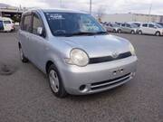 2005 TOYOTA SIENTA X