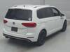 VOLKSWAGEN GOLF TOURAN
